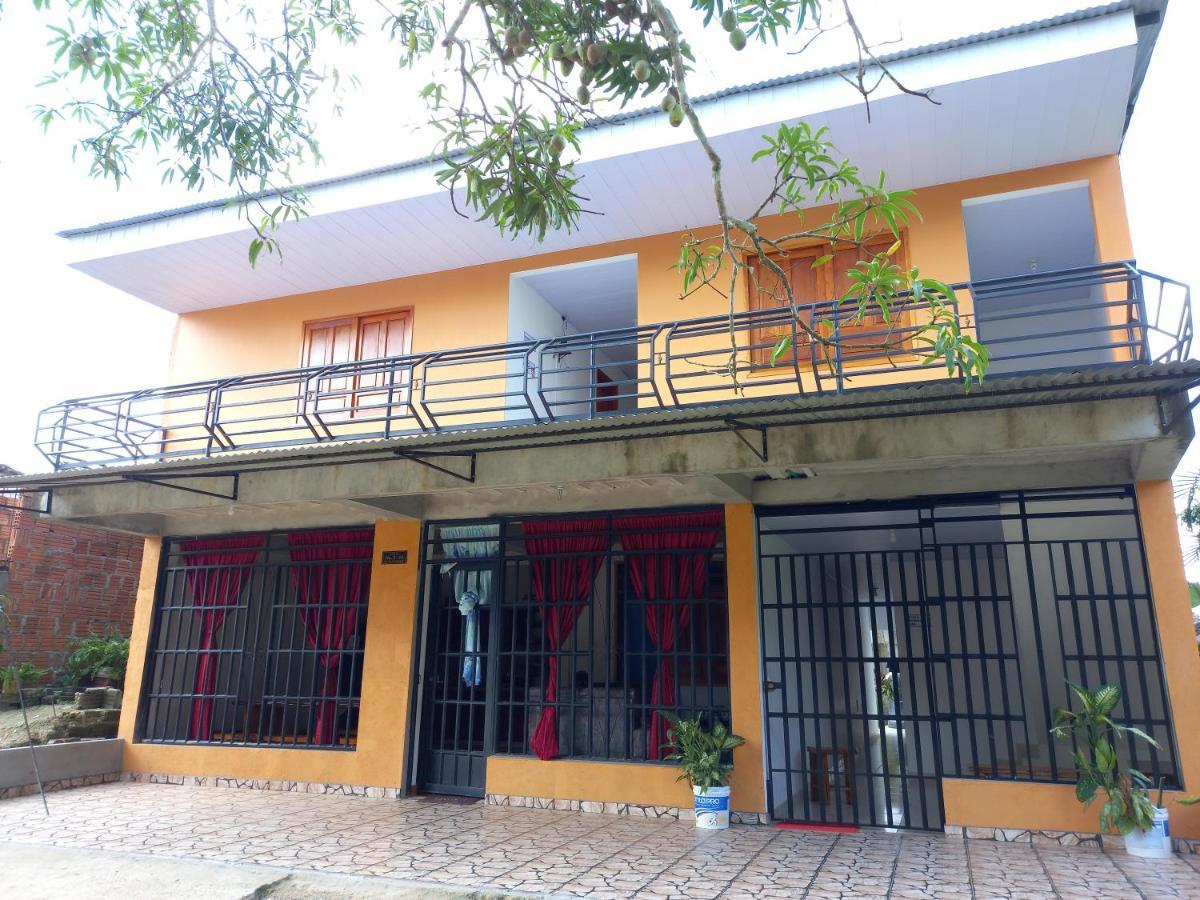 Hotel Chafo Leticia Esterno foto